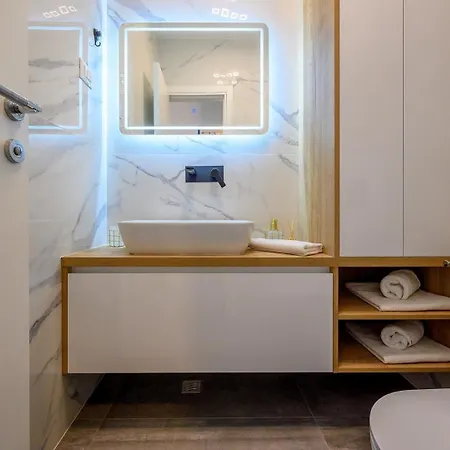 Luxury Cocco - * 스플리트