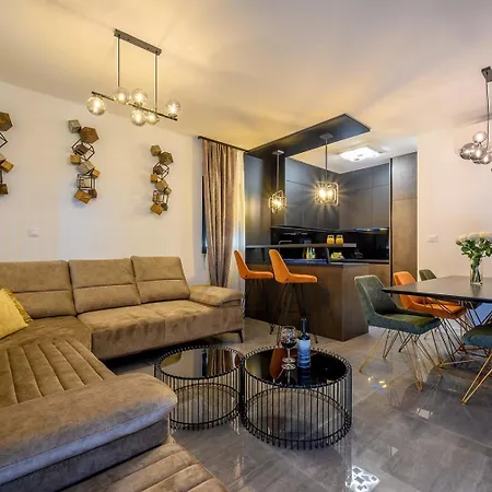 Luxury Cocco -