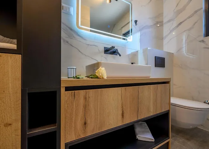 Luxury Cocco - *